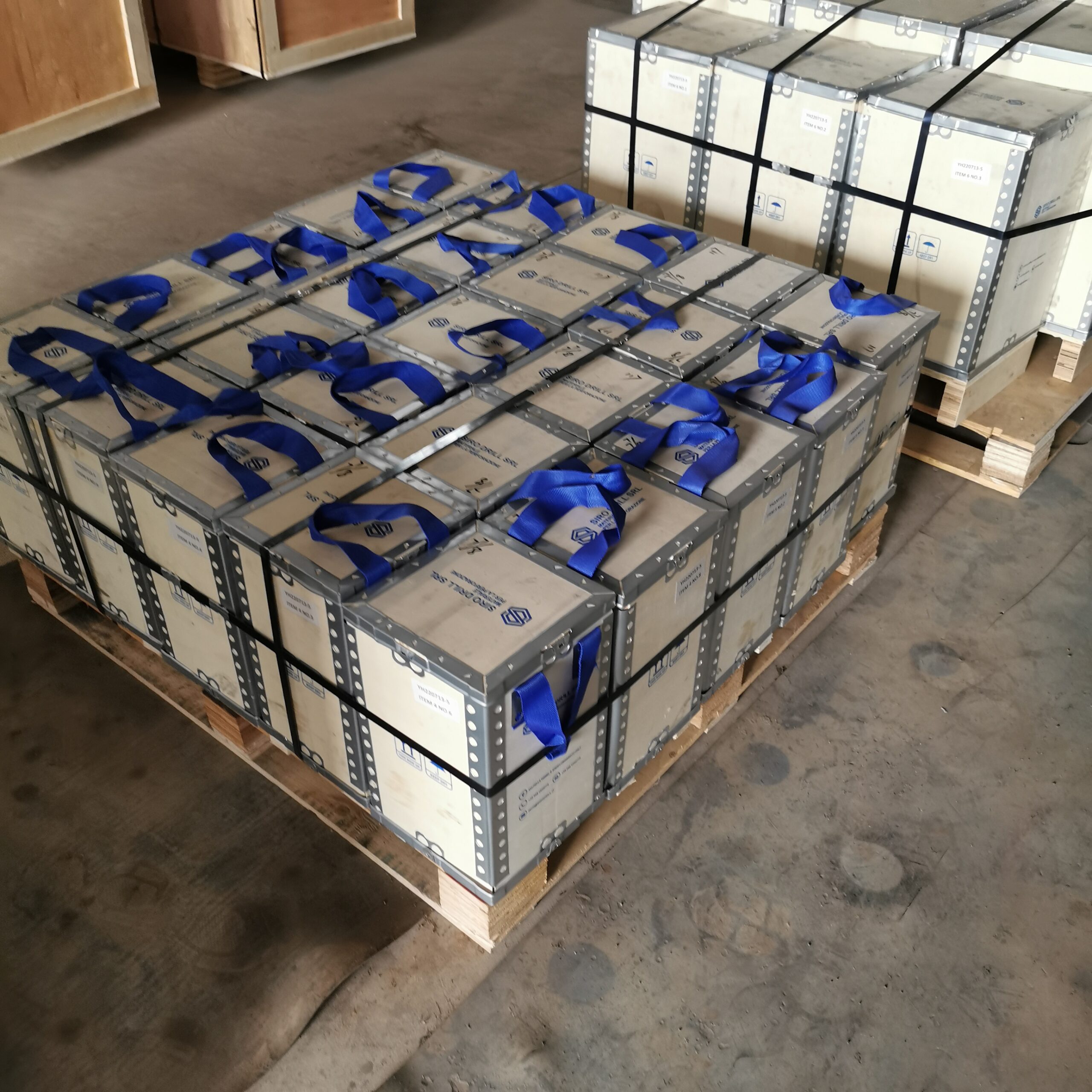 Heavy Machinery Freight Shipping Wooden Crate